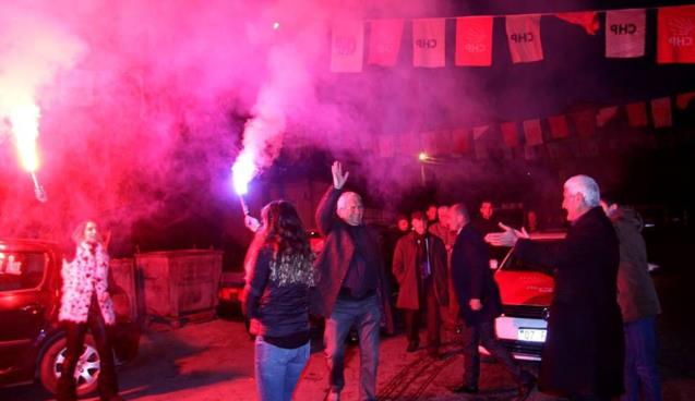 Posbıyık Durmak Nedir Bilmiyor...