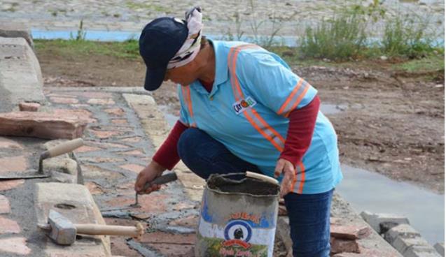 Çaycuma kadın eliyle güzelleşiyor!..