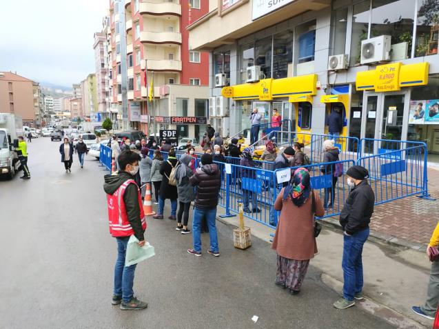 Vatandaş Korona Anlamıyor