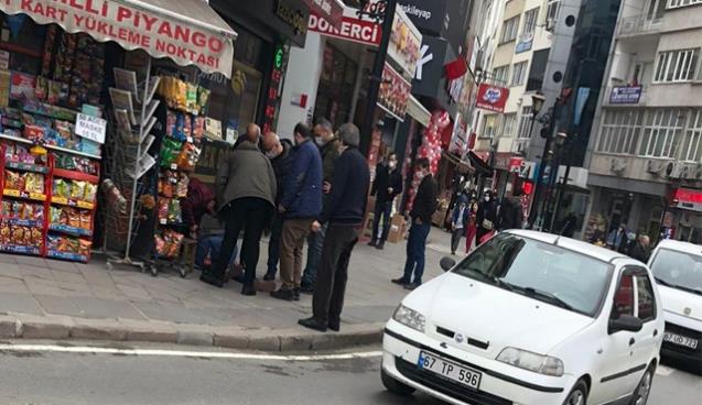 Fenalaşarak Yere yığıldı 