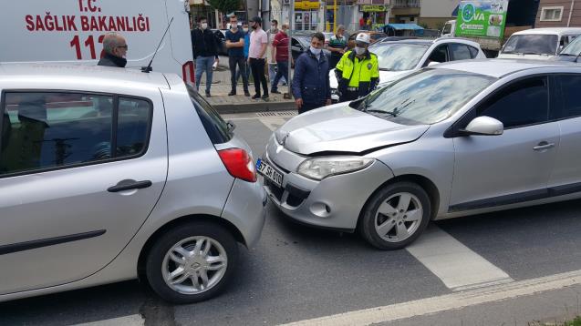 Zincirleme kaza, 1 yaralı…