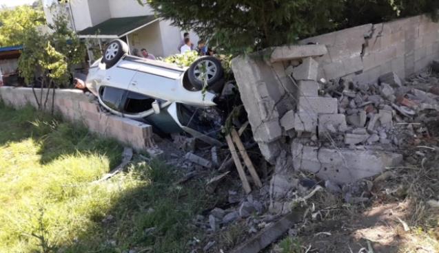 Evin bahçesine uçtu...