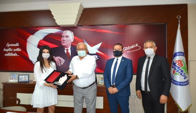 Posbıyık, Gürlek'i makamında ağırladı