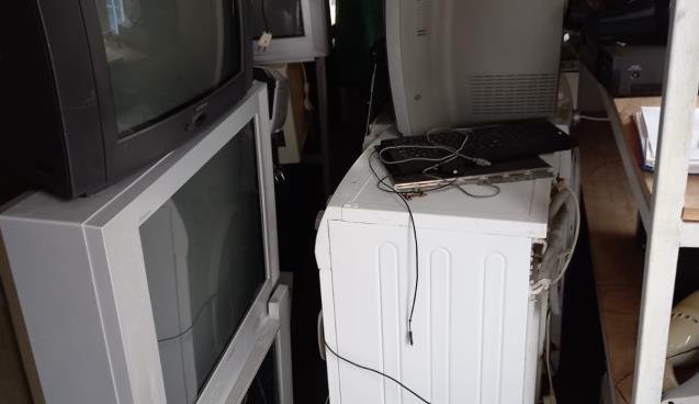 DARÜŞŞAFAKA İÇİN 2,5 TON E-ATIK TOPLANDI