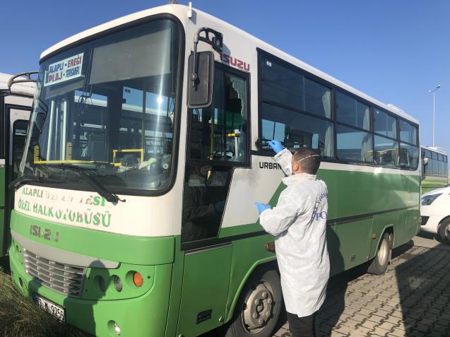Park halindeki özel halk otobüsleri soyuldu