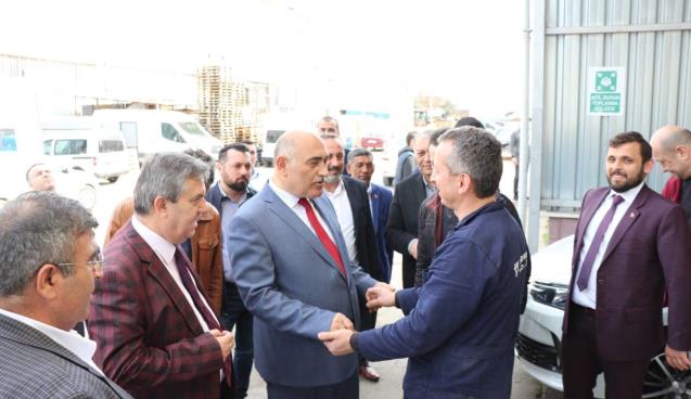 “RUTİN  HİZMETLERİ DEĞİL, ESNAFA SAHİP ÇIKMAYA GELİYORUZ”