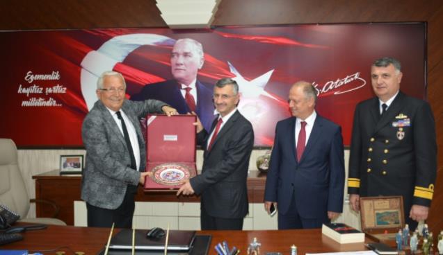 Vali Bektaş’tan, Başkan Posbıyık’a ziyaret..