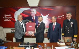 Vali Bektaş’tan, Başkan Posbıyık’a ziyaret..