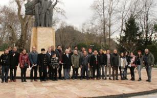 Gazetecilerden “Buruk” kutlama!..