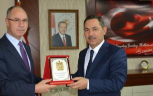 Uysal: “Kudüs’ü Savunmak, İnsanlığı Savunmaktır…”