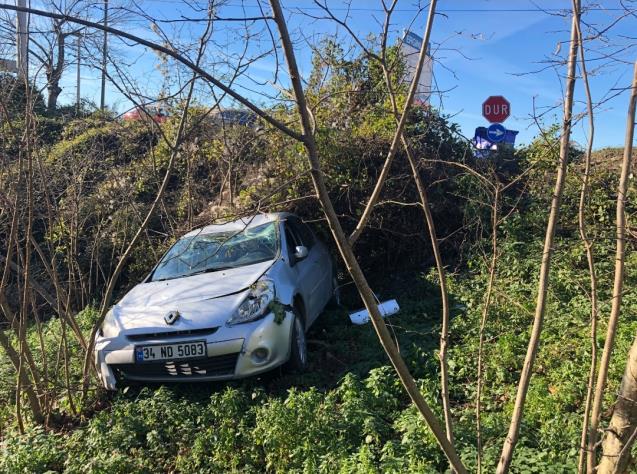 Yoldan çıkan otomobil fındık tarlasına uçtu: 1 yaralı