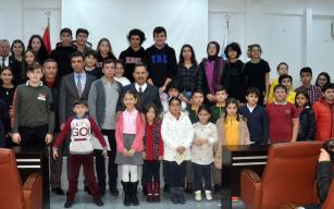 Çocuklar Meclisi Seçti