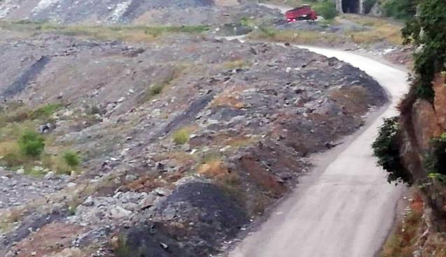 Sahile hafriyat döken kamyona ceza 