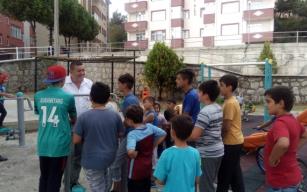 ALAPLI'DA BAŞKAN TEKİN ÇOCUKLARLA