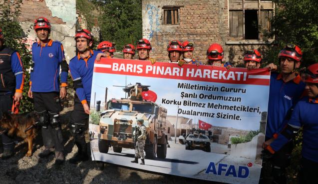 7.2'lik deprem tatbikatı gerçeğini aratmadı