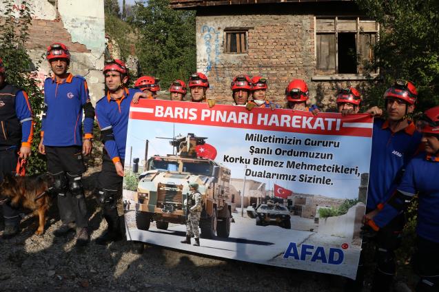 7.2'lik deprem tatbikatı gerçeğini aratmadı