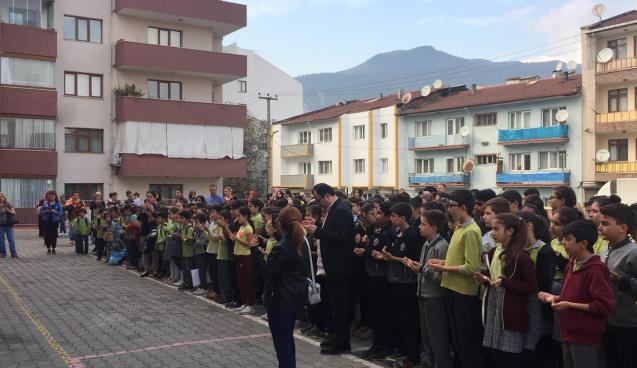 Mehmetçikler için okullardan dualar yükseldi