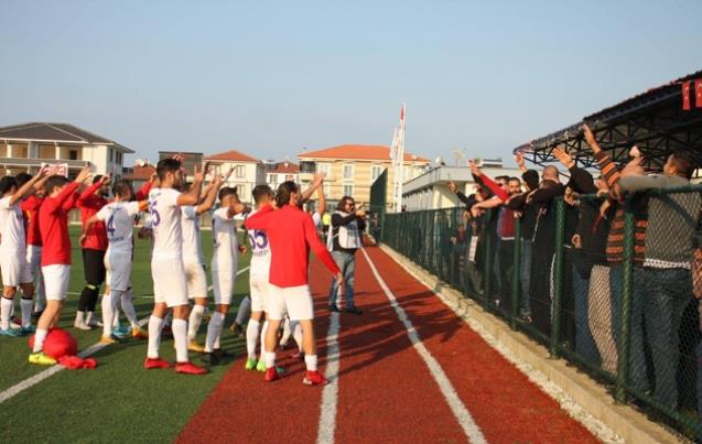 Belediye spor taraftarı ile güzel...