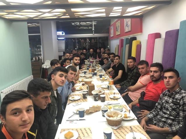 Balı Spor Başkan,Yöneticiler Ve Sporcular Akşam Yemeğinde