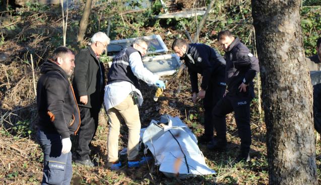 Yaşlı adam komşusunun bahçesinde ölü bulundu