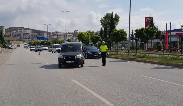  31 sürücüye 10 bin 851 TL ceza kesildi 