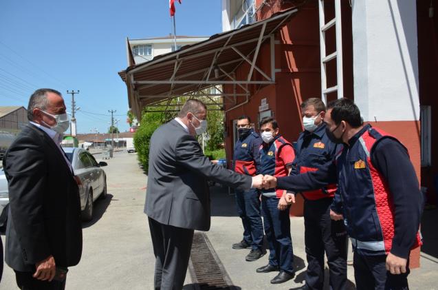 BAŞKAN TEKİN, BAYRAMLARINI KUTLADI...