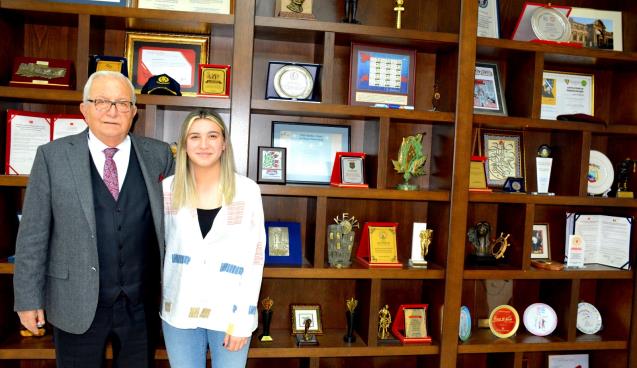 KDZ. EREĞLİ’DEN AMERİKA’YA Ece Türkoğlu