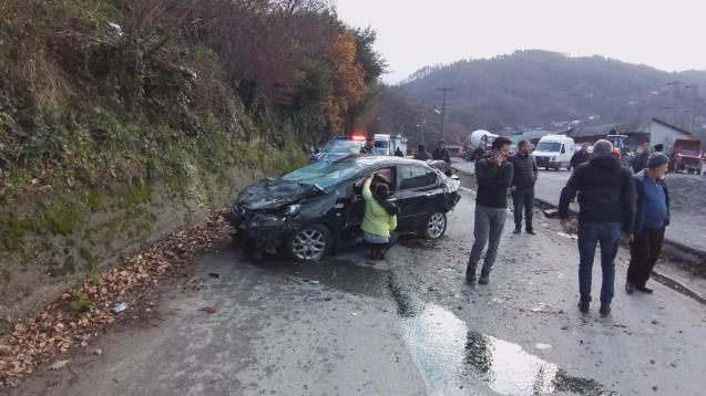 100 metre yükseklikten alt yola uçtu