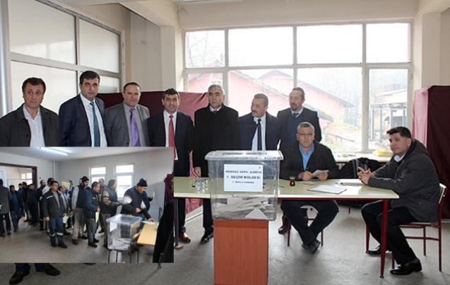 Madenci sandık başında...