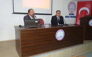 İşadamı Çanakçı öğrenciler ile bir araya geldi