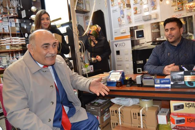 EROL ŞAHİN, ENERJİSİ VE PERFORMANSI İLE DİKKAT ÇEKİYOR…