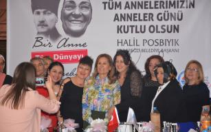 BAYAN POSBIYIK, ANNELER GÜNÜNDE İFTAR VERDİ..