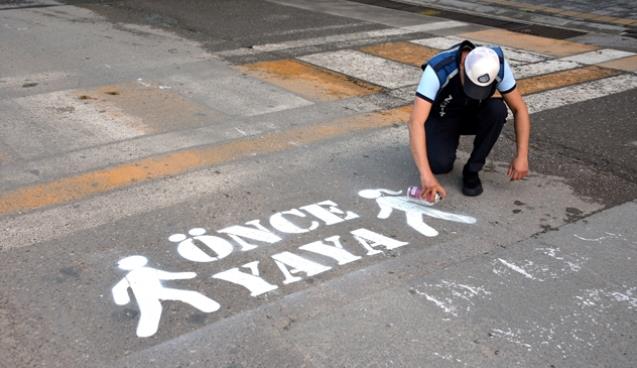 "Önce Yaya" uygulaması...