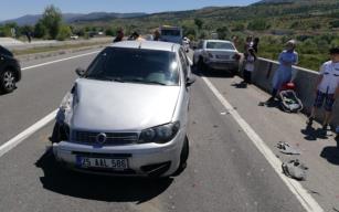 Zincirleme trafik kazası: 15 yaralı 