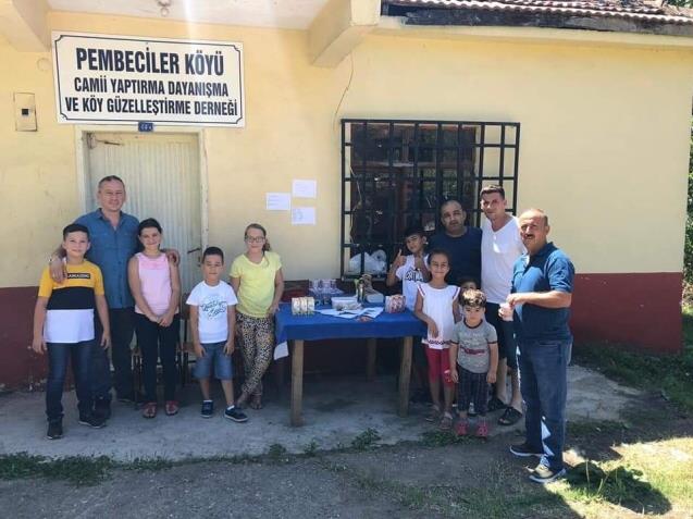 “Camimize bir tuğla da siz koyun...”