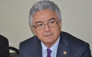 "Sizi seçerken iyi, önseçim yaparken kötü.! "