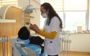 Otizmli çocukların ağız diş taramaları başladı