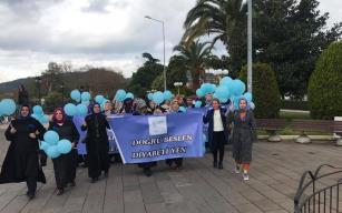 Ak Parti Kadın Kolları Yürüyüşte