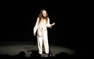  'Ölüm Kadın Meselesi' oyunuyla kadına şiddeti anlattılar