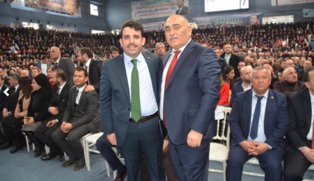 Ak Parti adaylarını tanıttı…