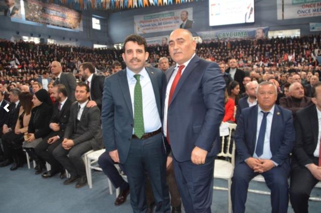 Ak Parti adaylarını tanıttı…