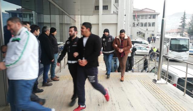 Zonguldak'ta tefeci operasyonu: 11 şüpheli adliyede