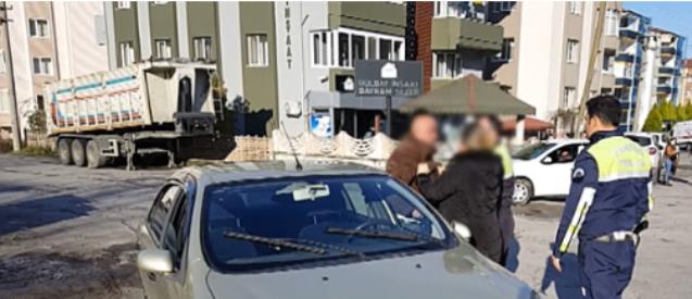 Yayaya çarptı… Kazayı karısının üzerine atmaya çalıştı…