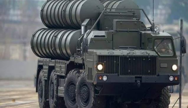 Hulusi Akar; "Türkiye, S-400 savunma sistemini, almıştır."