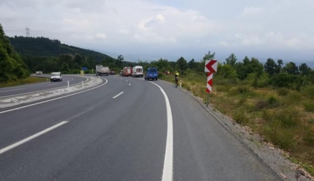 Düğün alışverişine geliyorlardı...1 ölü 2 si ağır 5 yaralı