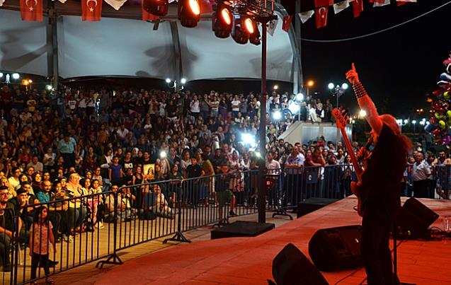 Alaplı’da muhteşem konser…