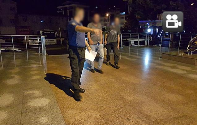 Yaralıyız dediler, karakola yürüyerek girdiler