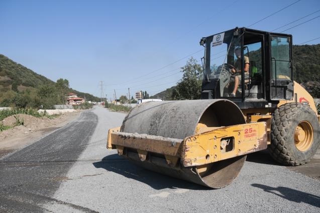 TOPÇALI MAHALLESİNE 1 KM ÇEVRE YOLU YAPILDI