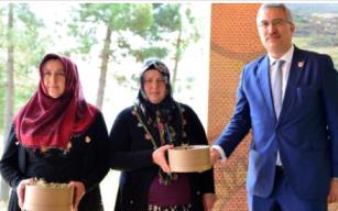 Osmanlı çileği Erdemir'e iki ödül getirdi