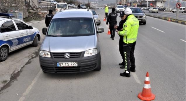 Ereğli İlçe Emniyet Müdürlüğü trafik ekipleri şehrin
